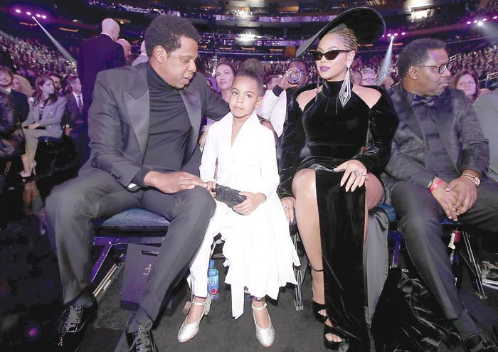 Fetiţa inspiră ţinutele mamei eiFoto: profimedia