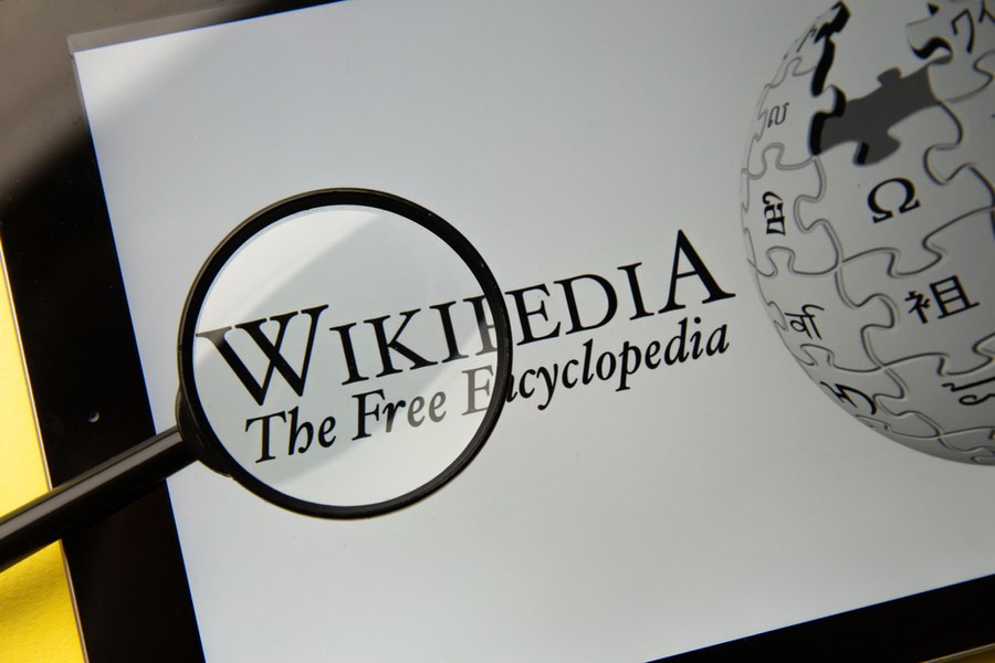 Oligarhii ruși încearcă să șteargă legăturile cu Kremlinul din biografiile lor de pe Wikipedia