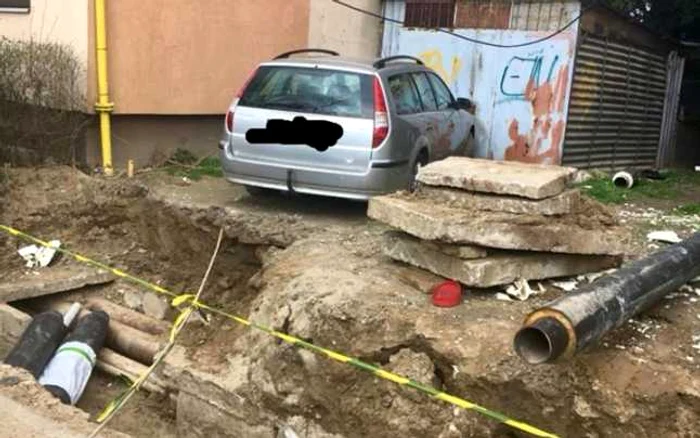 Păţania unui timişorean care de trei zile este obligat să circule pe jos FOTO O.Barbu