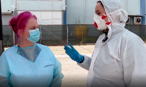 1 andreea marin medic png png