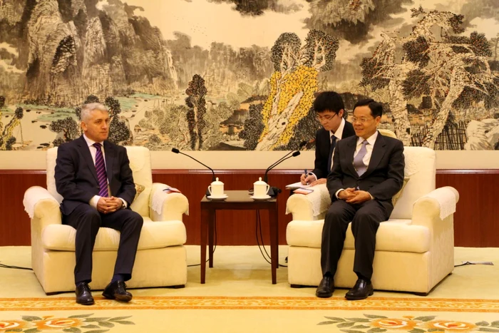 vizita china CJD