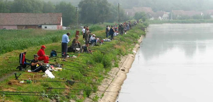 Tragedia s-a petrecut în lacul de la Brădeni. FOTO: Caba Dan