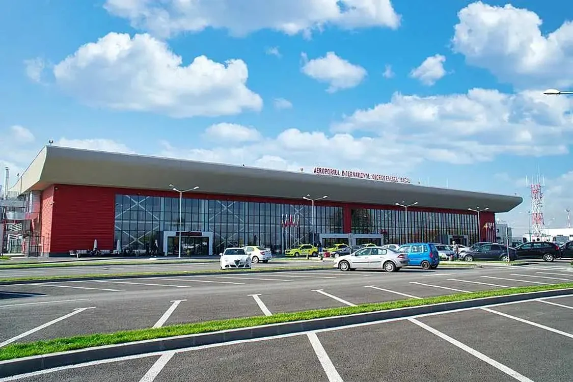 Aeroportul George Enescu de la Bacău SURSA Aeroportul Bacău