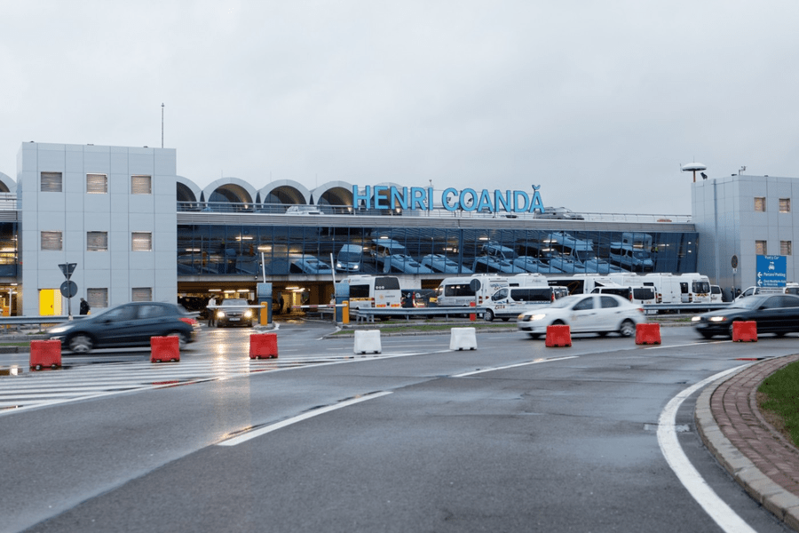 Aterizare de urgenţă pe aeroportul Henri Coandă