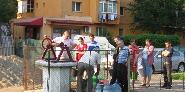 Botoşănenii sunt rugaţi să-şi facă rezerve de apă
