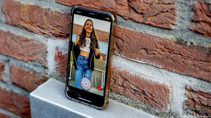 Fetele tinere apreciază mai ales conținutul muzical pe TikTok