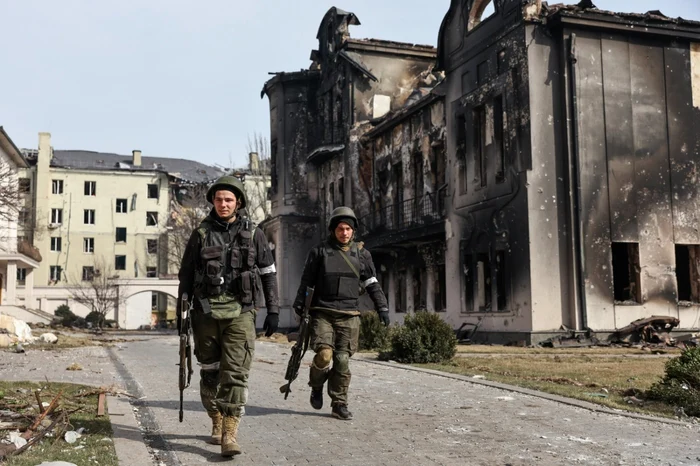 Mariupol, supus unui atac masiv din partea Rusiei