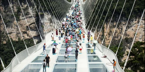 Zhangjiajie Grand Canyon Glass Bridge foto CNN Travel