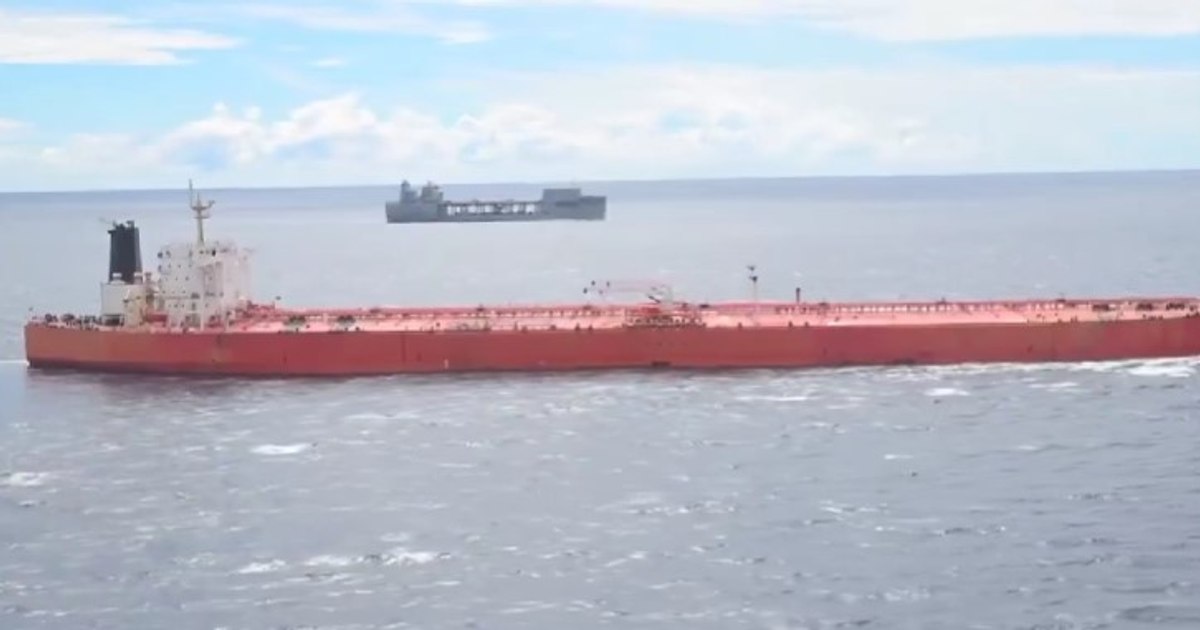SUA au capturat un al doilea petrolier legat de Iran. Momentul în care militarii americani urcă la bord