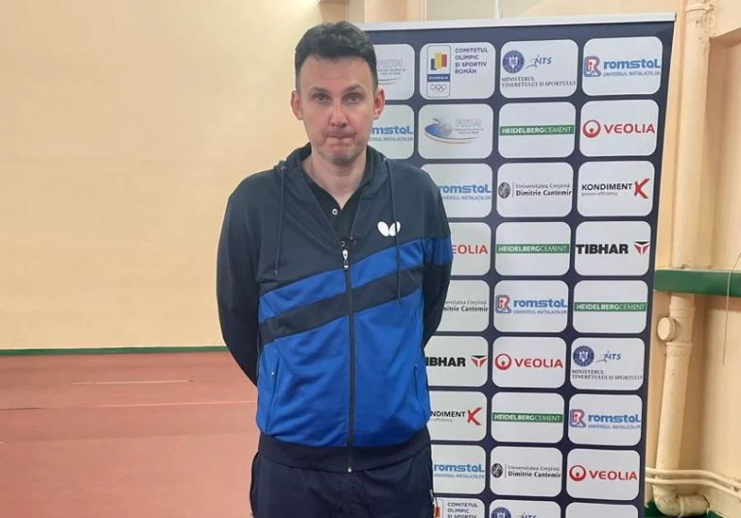
    Adrian Crișan  
