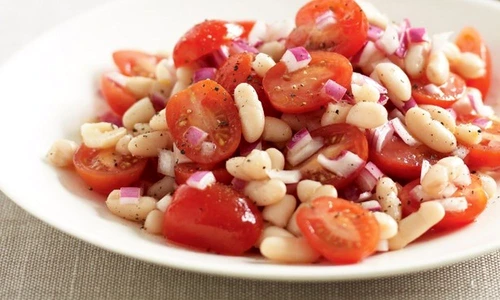 Salata de fasole si rosii jpeg