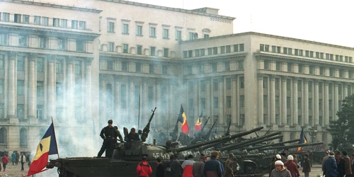 AFP  20050413  APP1999120757306  v4  HighRes  RomaniaRevolution jpeg