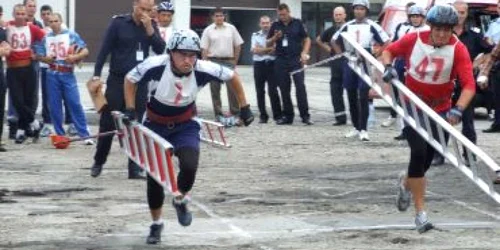 Satu Mare: Concursul serviciilor prefesioniste de pompieri