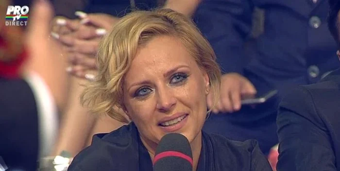 Mădălina Petre a început să plângă în momentul în care a văzut-o pe bunica Innei alături de faimoasa ei nepoatăCaptură Pro TV