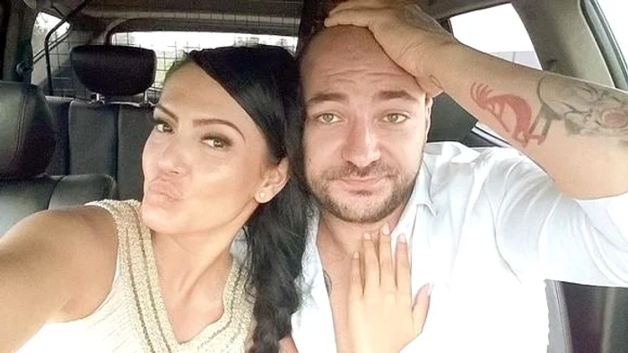 "Mireasă pentru fiul meu" - prezentatoarea emisiunii, Andreea Mantea, alături de tatăl copilului ei