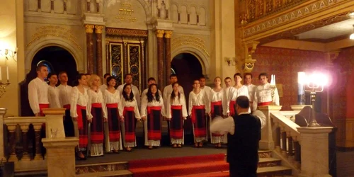 Corul Appassionato îi încântă pe iubitorii de muzică 