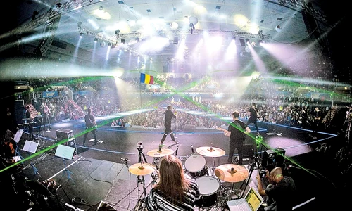 vunk9 4  2col concert vunk 0 jpeg