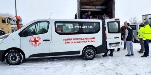 ajutoare pentru spitalul din cernauti foto primaria hunedoara