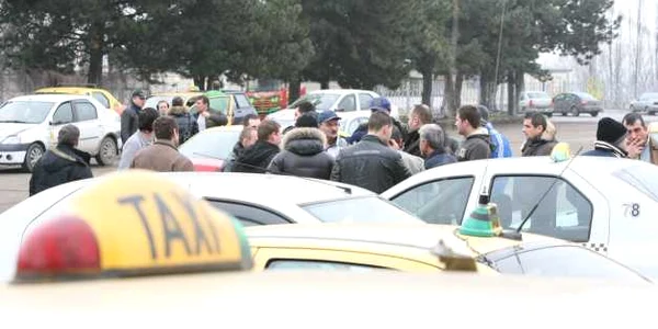  În Galaţi sunt  850 de maşini de taximetrie, Foto:Bogdan Dimofte 