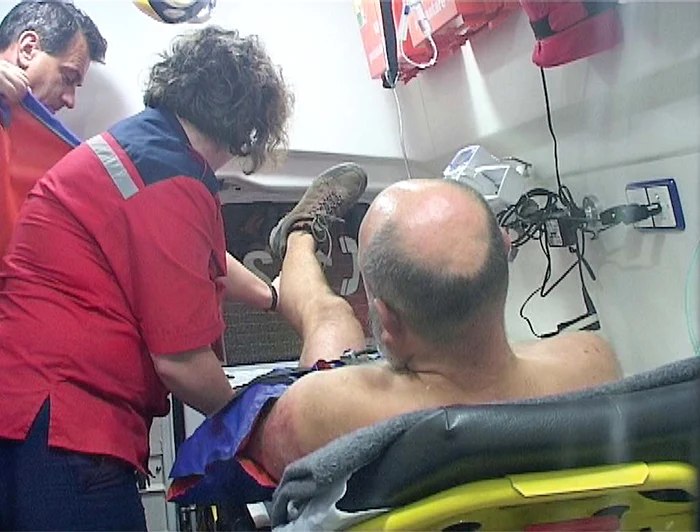 În ultima lună, doi oameni au fost atacaţi şi răniţi în aceeaşi zonă din preajma Braşovului