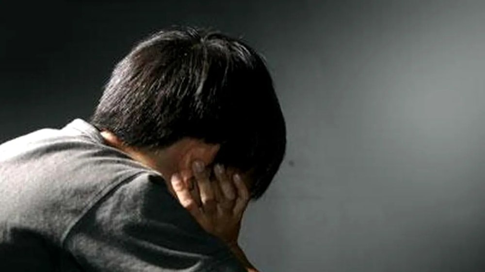 Teroare între adolescenți. Un băiat de 15 ani, sechestrat și torturat de colegi de școală