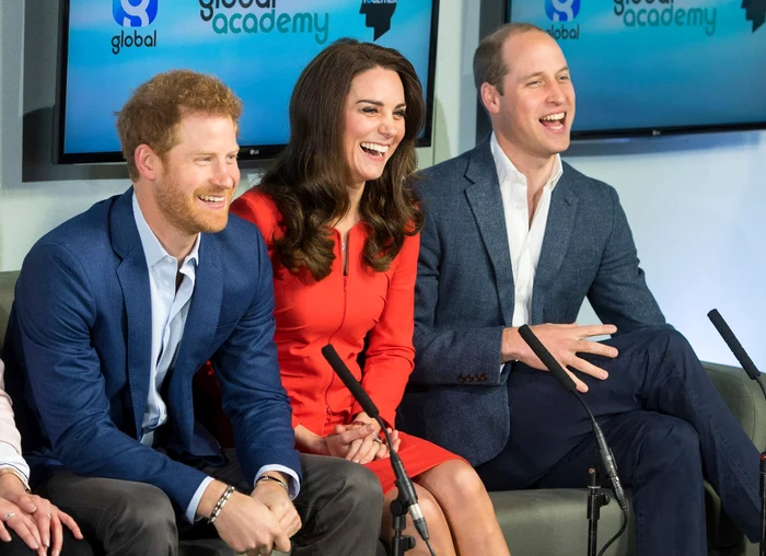 Harry, Kate și William pe vremea când formau un trio vesel