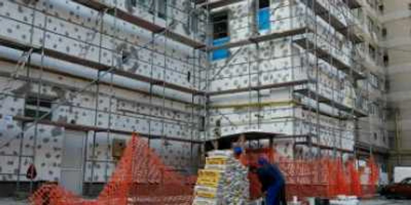 Slatina: Reabilitarea termică a transformat  oraşul în şantier