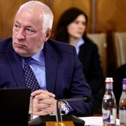 Iulian Fota jpeg