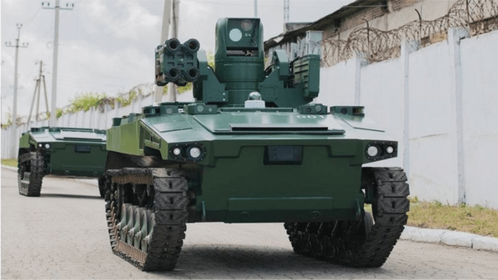 Moscova trimite roboți în Ucraina. Rușii susțin că pot distruge tancurile Abrams și Leopard