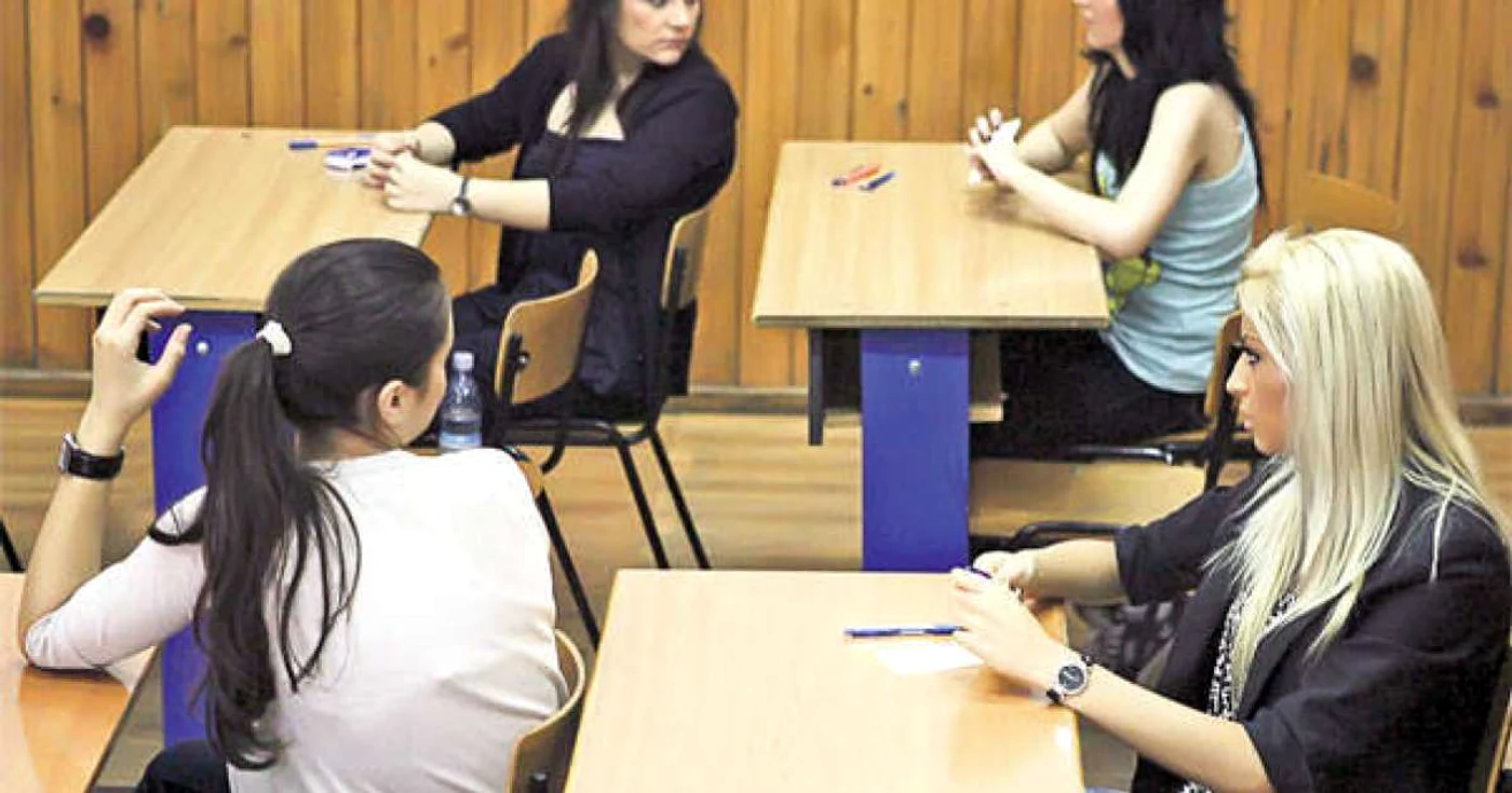 Astăzi absolvenții au susținut ultimul examen, proba la alegere