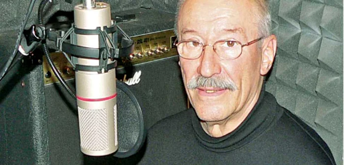 Actorul Victor Rebengiuc, în studioul în care a imprimat audiobookul „La ţigănci“, de Mircea Eliade