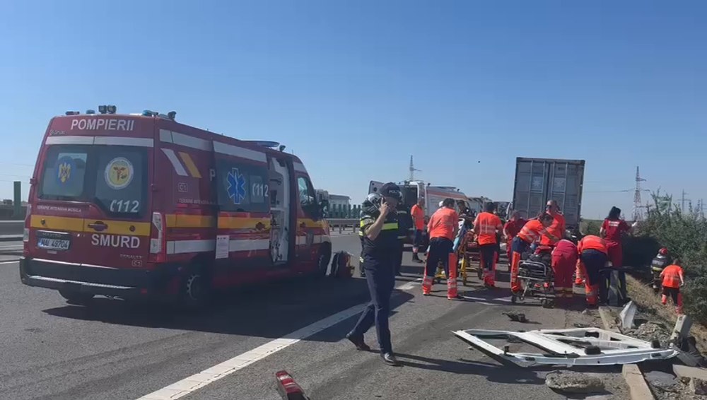 Accident grav pe Autostrada A4: Un mort și 11 răniți. Traficul a fost reluat VIDEO