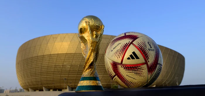 Noua minge, Al Hlim, va fi folosită începând din semifinale. Foto FIFA