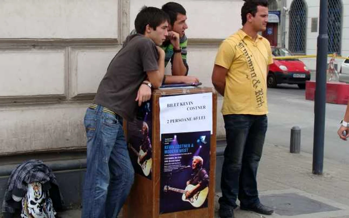 Arad: Au apărut ofertele speciale de bilete pentru concertul lui Kevin Costner