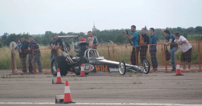 Monstrul-vedetă al Chevrolet Drag Racing 2011