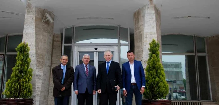 Prezenţa Excelenţei Sale, Domnul Arvydas POCIUS, în Judeţul Dâmboviţa a fost ocazionată de participarea Domniei Sale la un seminar internaţional
