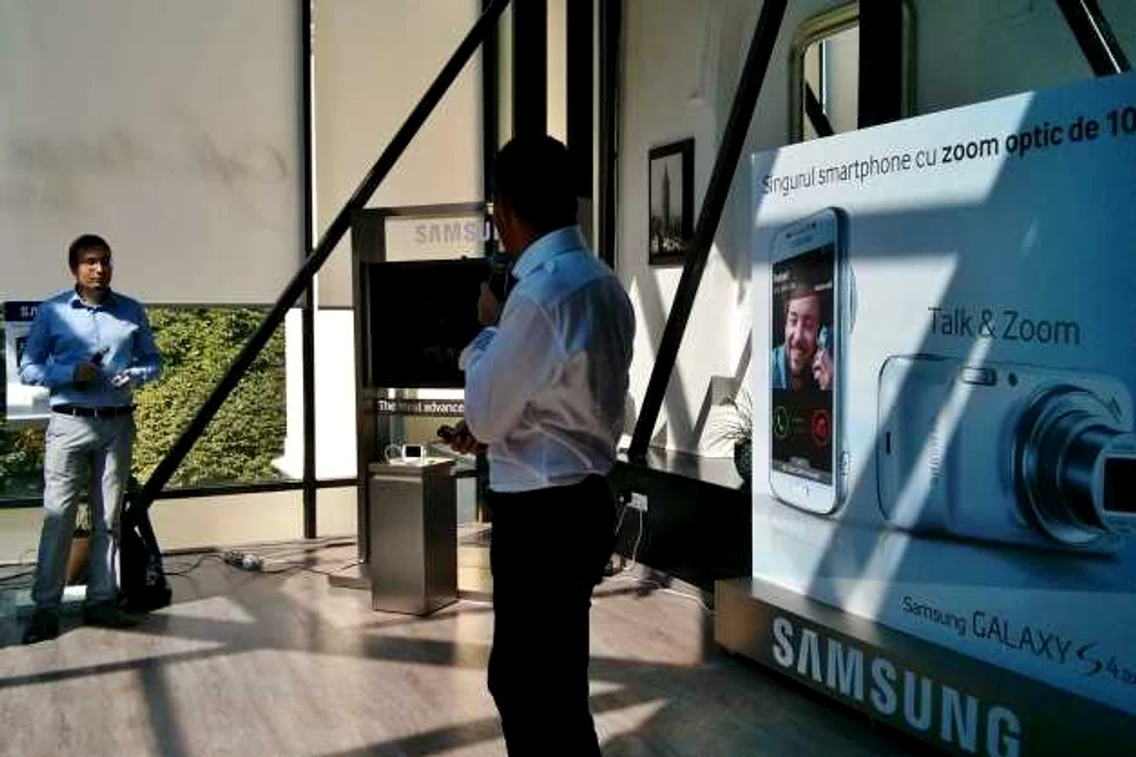 samsung galaxy s4 zoom foto razvan baltaretu/adevarul