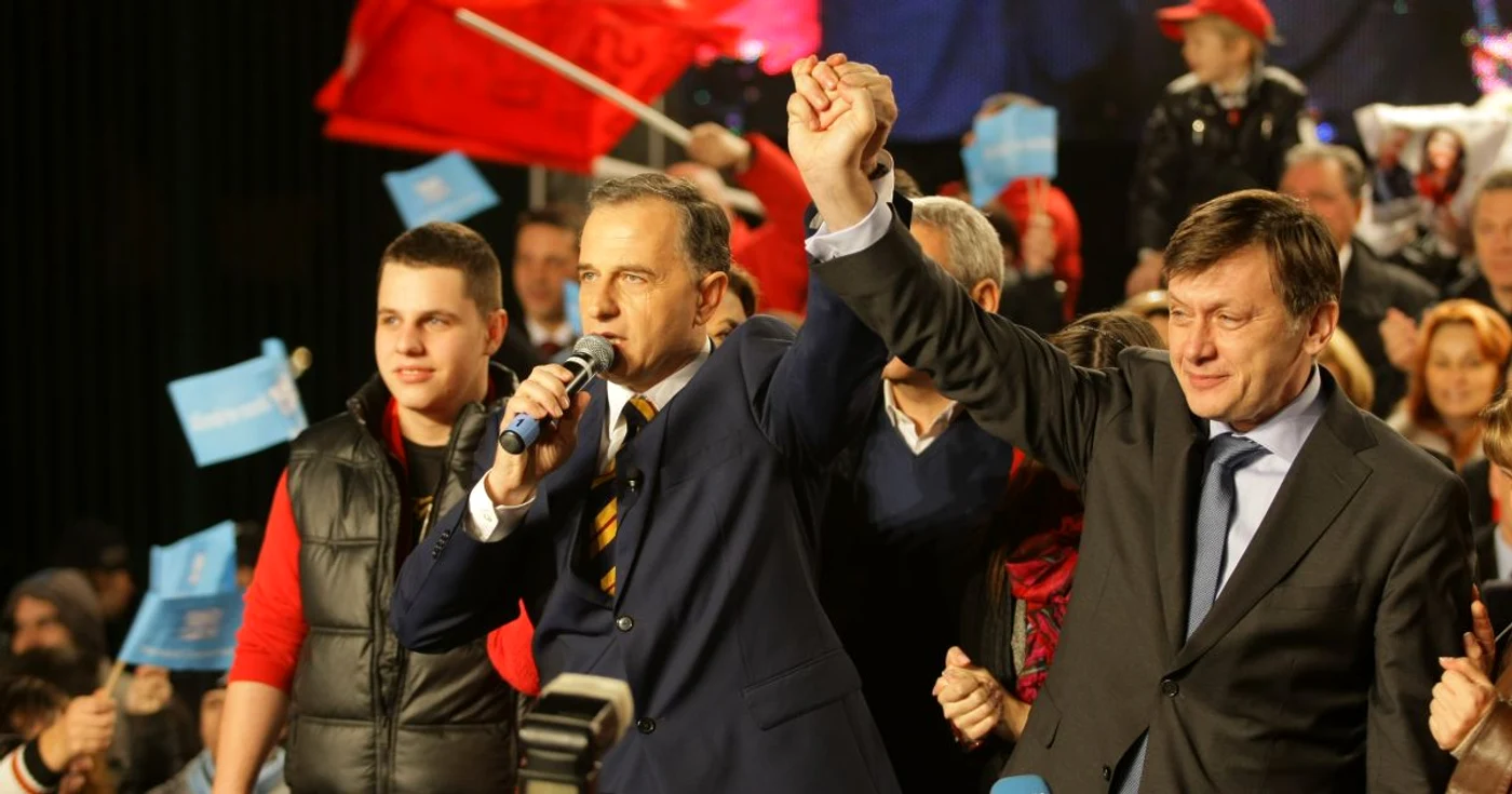 Mircea Geoană, alături de Crin Antonescu, la alegerile prezidenţiale din 2009 FOTO Arhiva Adevărul