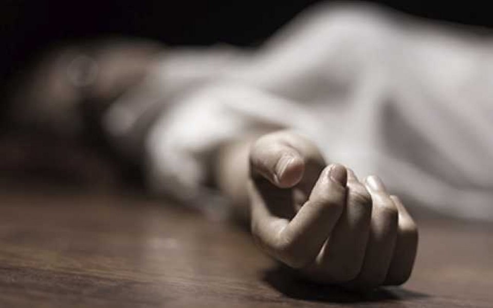 Dublu suicid în Kiev. Doi frați vitregi, care formau un cuplu, s-au aruncat de la etajul 24 al unui bloc VIDEO