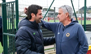 cristi chivu jose mourinho getty jpg