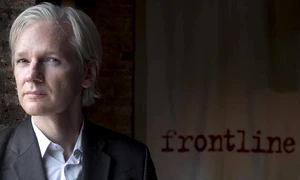 Julian Assange la Frontline Club Bucureşti jpeg