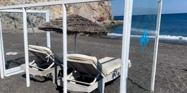 santorini plaja