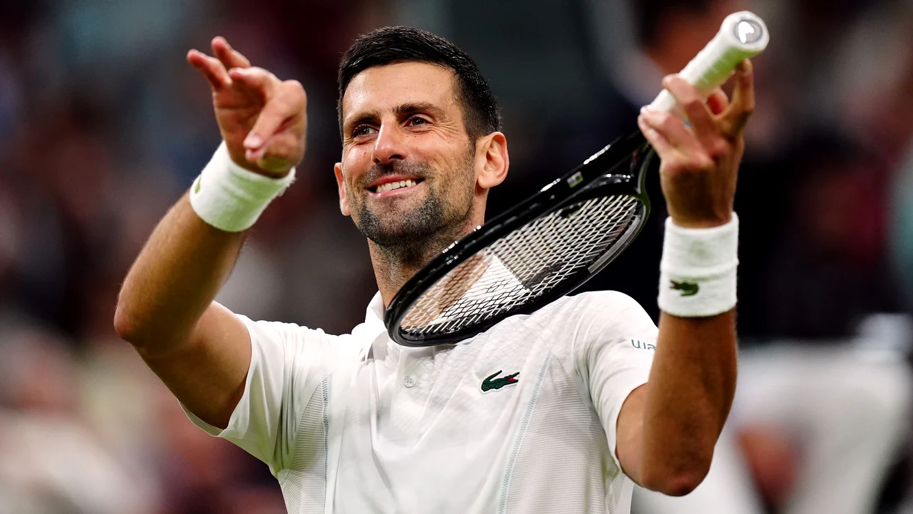 Novak Djokovici, la două victorii distanța de al 8-lea titlu la Wimbledon. FOTO: Arhiva Adevărul
