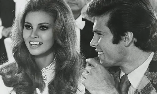 Raquel Welch  foto   imdb jpg