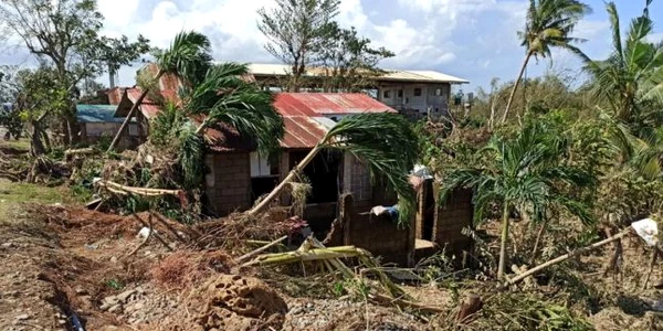 Taifunul Phanfone Filipine FOTO EPA-EFE
