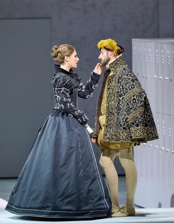 Nicole Car și un artist mimant © Wiener Staatsoper / Michael Pöhn