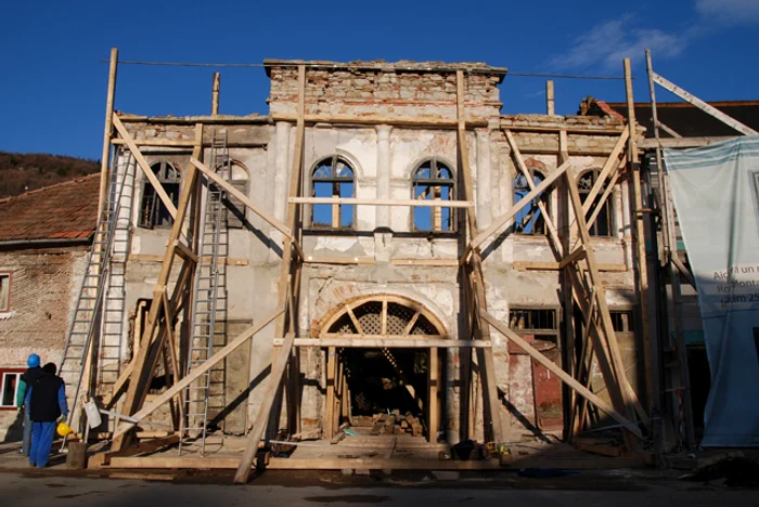 Clădire veche, Roşia Montană