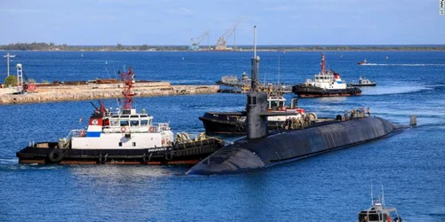 USS Nevada in Guam FOTO CNN