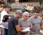Călin Georgescu, autografe la Broșteni FOTO Inquam / Saul Pop
