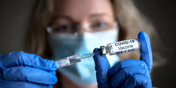vaccin covid FOTO Shutterstock